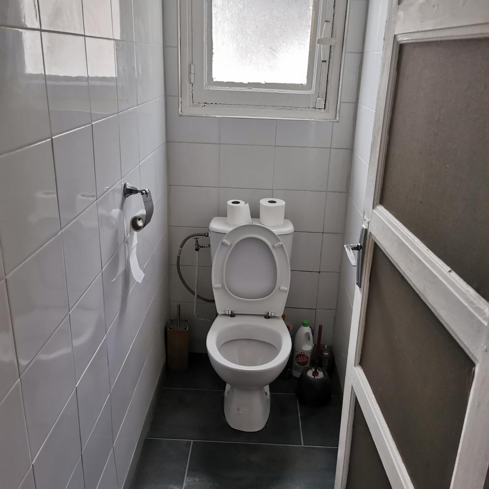 Appartement Maison 48m2 Deux Cour Prive Et Personnelle Pour Motos Ou Voitures 4 Pers Proche Mairie Et Bus Tram